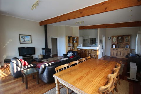 Fairways Close - Accommodation QLD 0