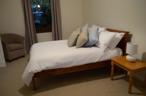 Coolamon On Marsh Armidale - Accommodation QLD 3