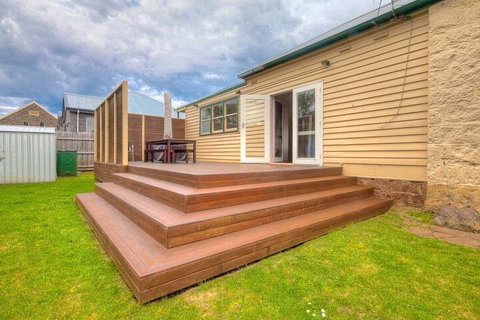 Carrick Fergus - Accommodation QLD 1