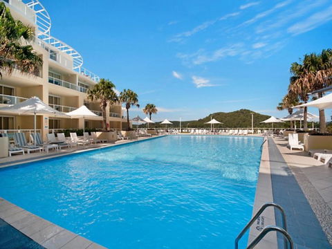 Bella Mare 2 Bedroom Ocean View Terrace Apt - Accommodation QLD 1