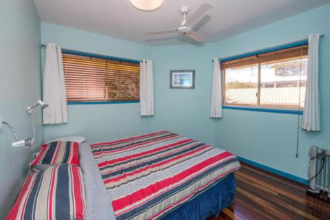 At Cylinder Unit 2 - Accommodation QLD 5