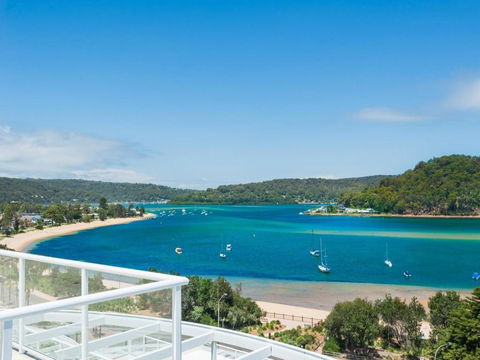Penthouse 707 4 Bedroom Oceanview Penthouse - Accommodation QLD 5