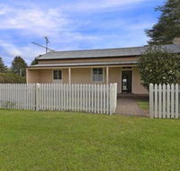 Station Masters Cottage classic quaint  nostalgia - Accommodation QLD