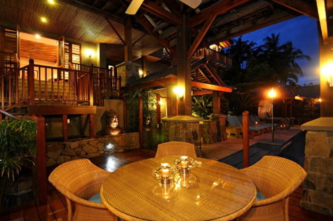 Villa Empat Puluh Dua - Accommodation QLD 5