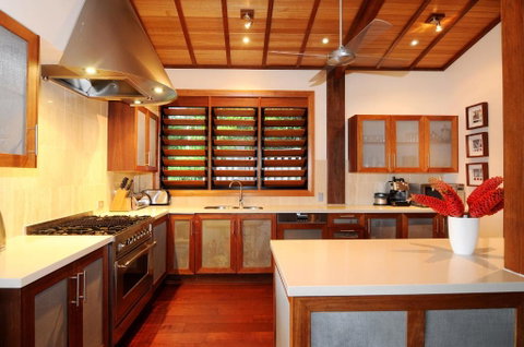 Villa Empat Puluh Dua - Accommodation QLD 2