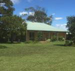 At HOME on HOLMES - Accommodation QLD