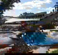 Black Swan Motor Inn - Accommodation QLD