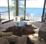 13 Harbourside 3 7 Soldiers Point Road fantastic waterfront unit - Accommodation QLD