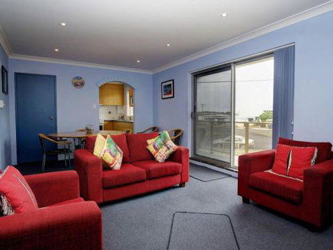 Anchorage 7 Beautifully Renovated Close To Rockpool - Accommodation QLD 6