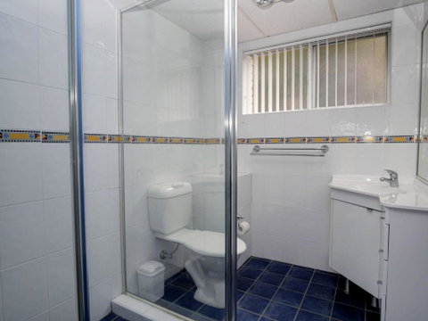 Anchorage 7 Beautifully Renovated Close To Rockpool - Accommodation QLD 3