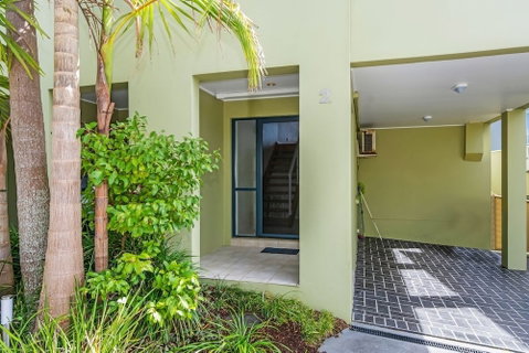 Angourie Blue Unit 2 - Accommodation QLD 0