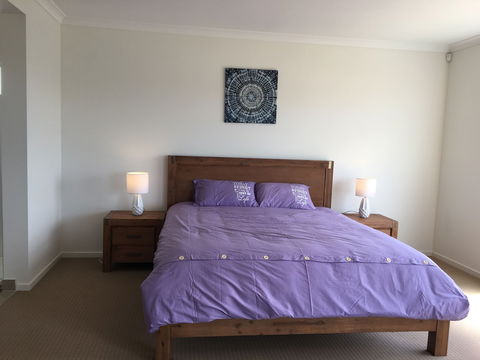 Apple House Point Cook - Accommodation QLD 5