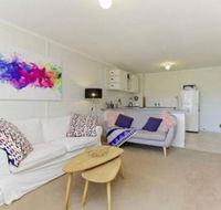 SEA BREEZE  between Cottesloe Beach  Swan River - Accommodation QLD