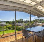 11 Riley St. Stylishly Modern - Accommodation QLD