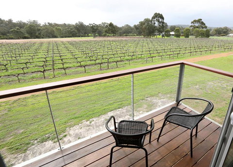 Lot113 Vineyard Accommodation - Accommodation QLD 3