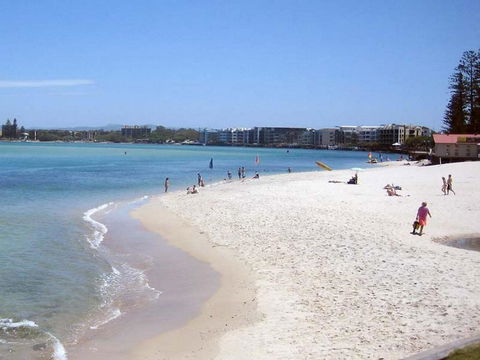 Jade Waters U4 / Latona Ave - Accommodation QLD 3