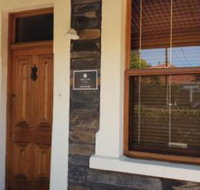 Salty Eyre Glenelg - Accommodation QLD