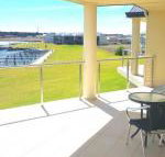 Island Waterfront Getaway WiFi - Accommodation QLD