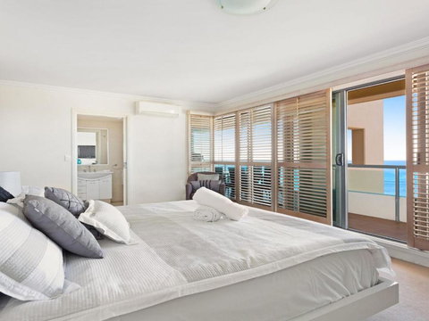 Le Point 702 Luxury & Views! - Accommodation QLD 6