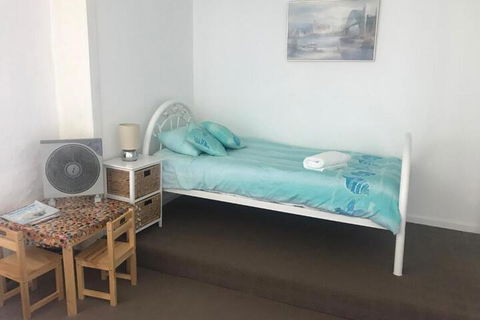 Absolute Oceanfront Cottage - Accommodation QLD 5