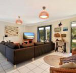 Innisfree Pet Friendly 2 Mins to Beach - Accommodation QLD