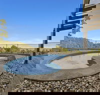 Waterview Estate Free Wifi Amazing Ocean Views - Accommodation QLD