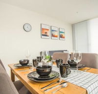 Lovely Two Bed Home In Macquarie Park - Accommodation QLD