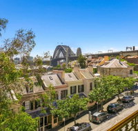 Stunning Sydney Home 5 - Accommodation QLD
