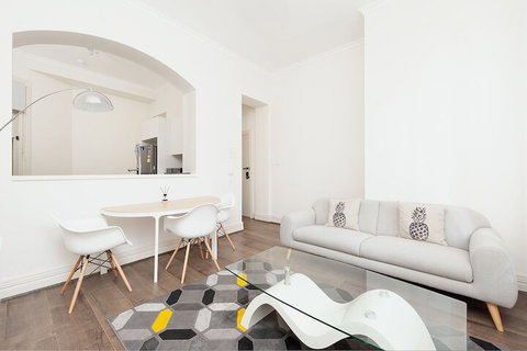 Stunning Sydney Home 7 - Accommodation QLD 5
