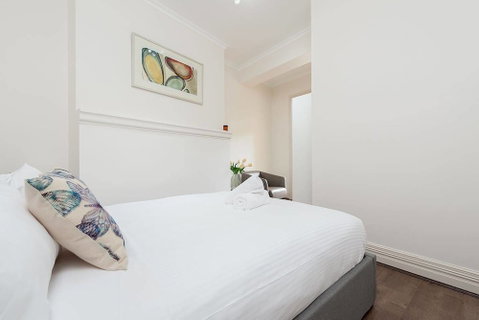Stunning Sydney Home 8 - Accommodation QLD 1