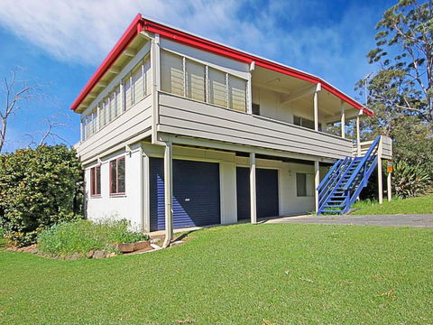 REST ASHORE At MOLLYMOOK - Accommodation QLD 3