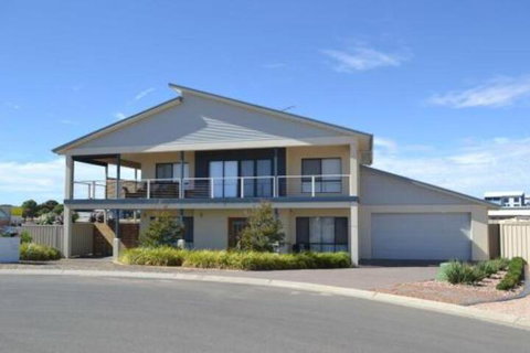 Gizmos Retreat - Accommodation QLD 0