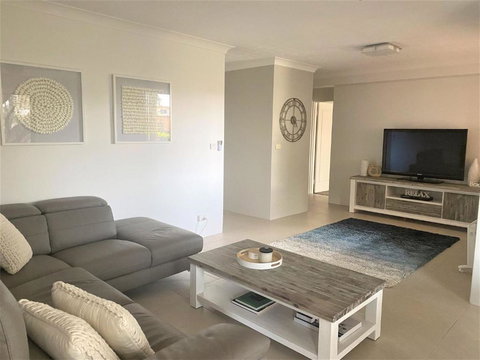 Wallis Court 6 - Accommodation QLD 2