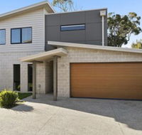 Summer Breeze Free Wifi  Netflix Inlet Side Central Location - Accommodation QLD
