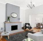 Advilla stylish charming  central location - Accommodation QLD