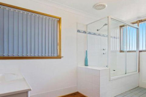 Amazing Aspects Perched Above Tilbury Cove - Accommodation QLD 5