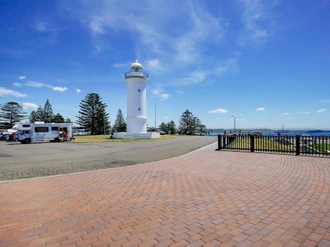 Aqua Views Over Jones Beach - Accommodation QLD 4