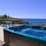 Aqua Views Over Jones Beach - Accommodation QLD 0