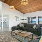 Ohana Oasis Front Row To Reserve Beach & Ocean - Accommodation QLD 0