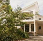 Sea Whispers a real native outlook - Accommodation QLD