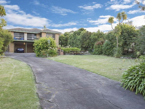 ROANJOKA DROMANA.... - Accommodation QLD 1