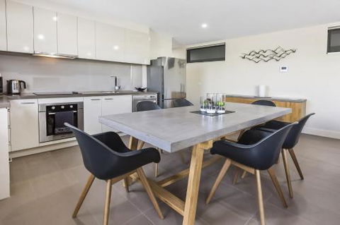 OCEAN BEACH RETREAT SORRENTO - Accommodation QLD 4