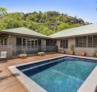 Absolute Beachfront - Accommodation QLD