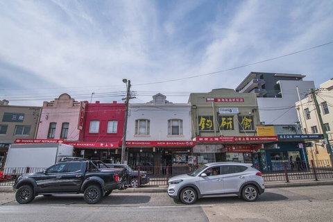 Beautiful Pre-loved Ashfield 4 Bedroom Home - Accommodation QLD 6