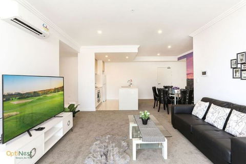 Modern, Spacious Apt@liverpool With Incredible Views - Accommodation QLD 4