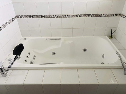 Yarragon 4 Bedroom House In Gippsland - Accommodation QLD 2