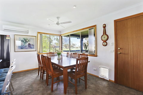 Yarragon 4 Bedroom House In Gippsland - Accommodation QLD 6