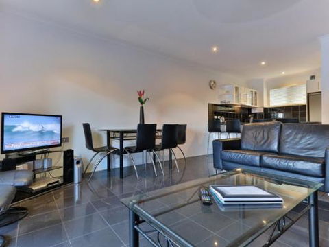RED COWRIE 321atPALM COVE - Accommodation QLD 6