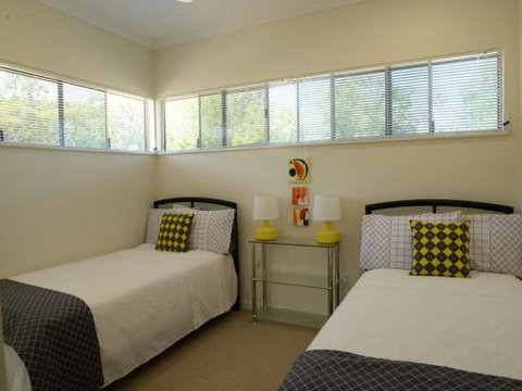 LANDSCAPE At PALM COVE - Accommodation QLD 3