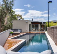 Kalina Retreat tennis  pool